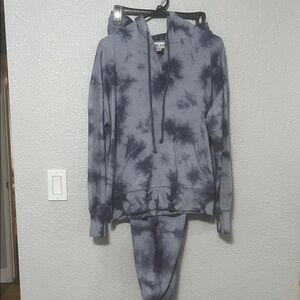 Knox Rose Blue and Gray Tie-Dye Lounge Set
